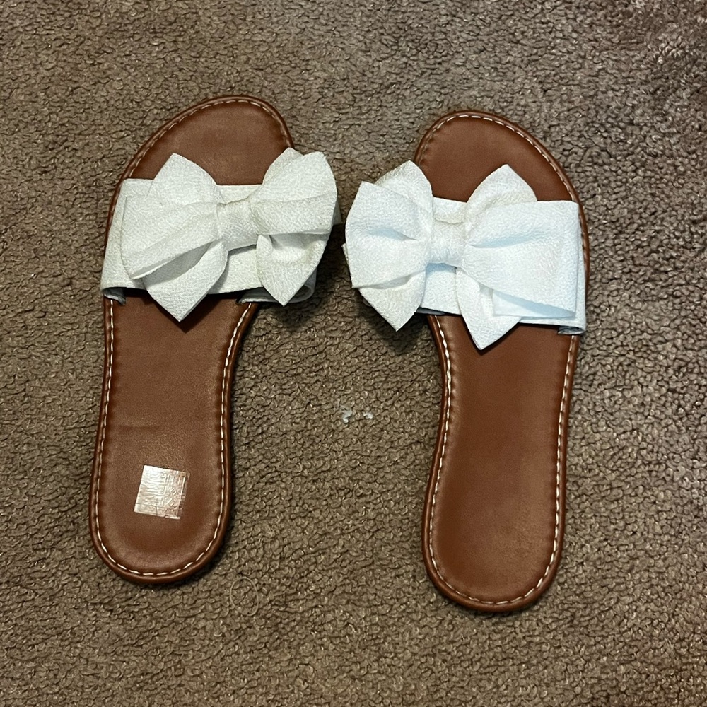 Boutique 9 White and Brown Flats with Bow